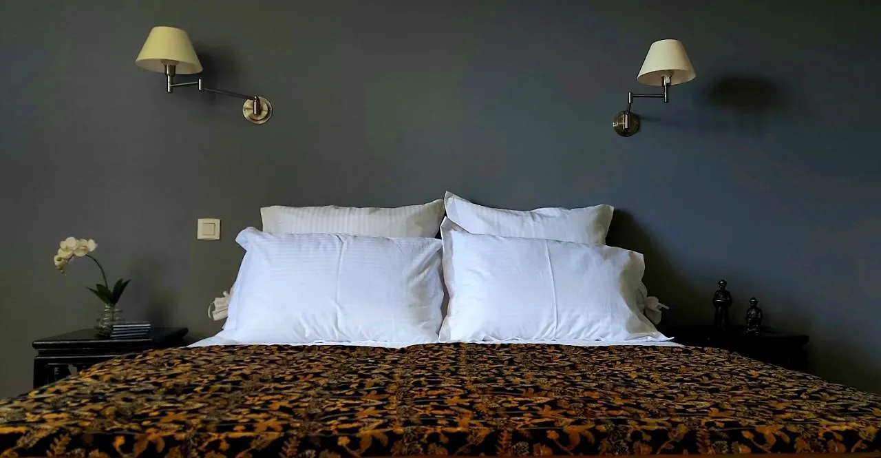 Maison D'Hotes Le Courty Blousson-Serian 0*,  France